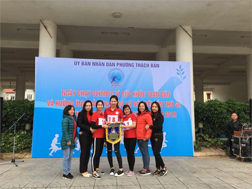 Trường mầm non Hoa Mai tham gia Ngày chạy Olympic vì sức khỏe toàn dân và Hưởng ứng giải chạy Báo Hà Nội mới lần thứ 46 vì hòa bình phường Thạch Bàn năm 2019
